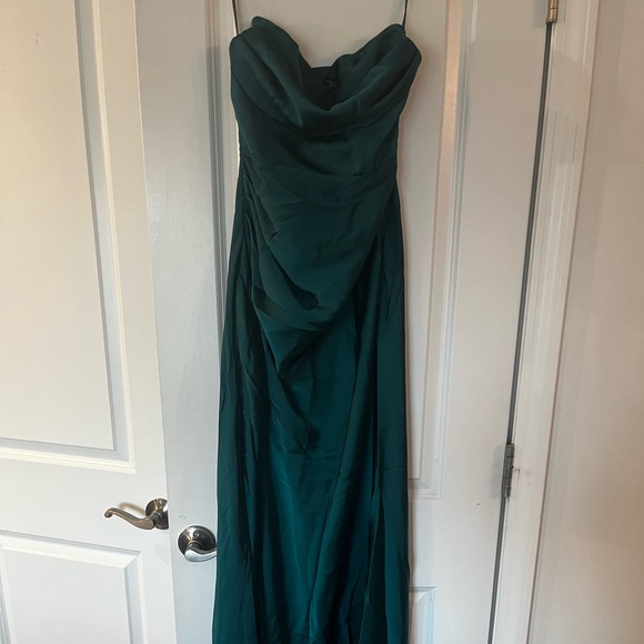 LOLA MAXI DRESS - EMERALD - Picture 3 of 5